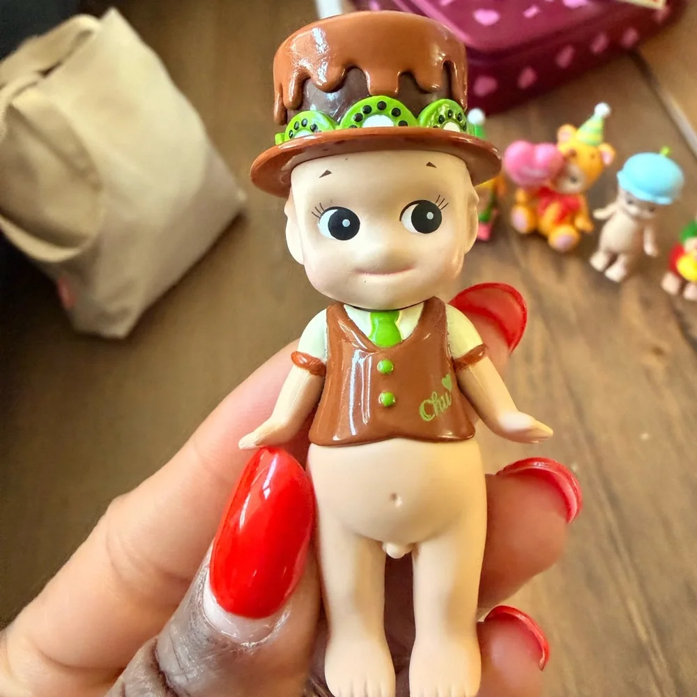 2016 Kiwi Chocolate Sonny Angel Collectible - Picture 4 of 4